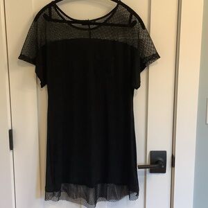 VENUS Elegant Black Mesh Swim Coverup